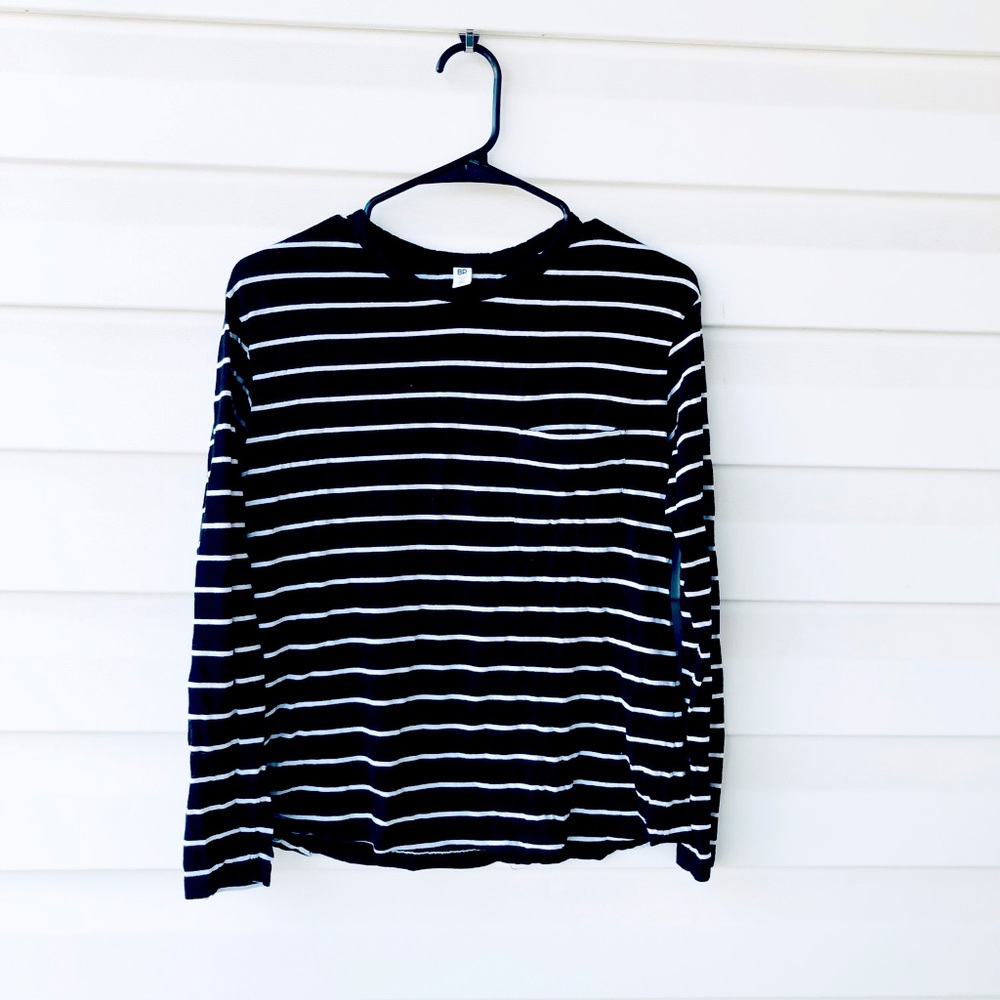 XS-SMALL• BP Striped Long Sleeve